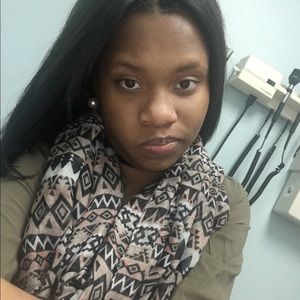 Meet your Posher, Laquisha